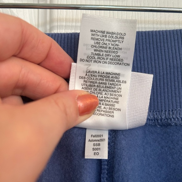 Women’s Champion Sweatpants - Picture 7 of 13